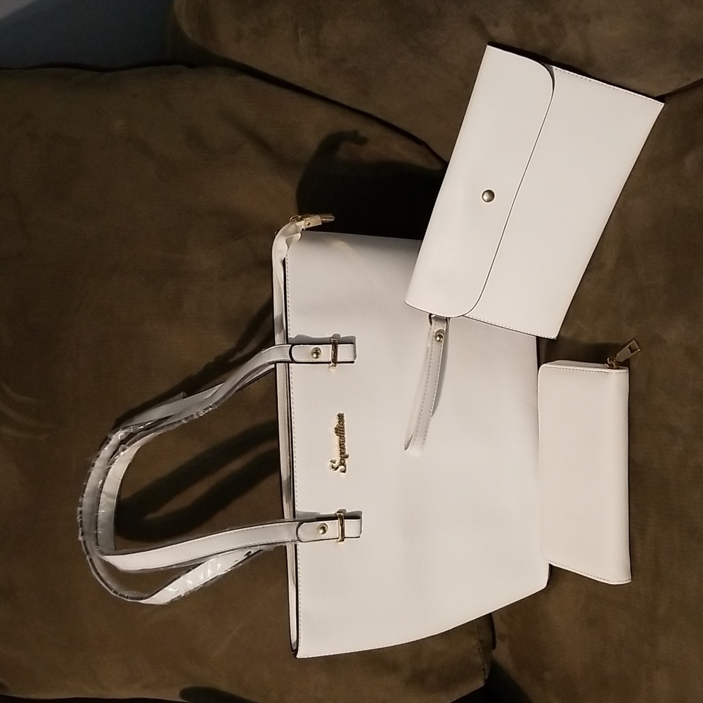 Soperwillton women's white handbag with clutch bag and wallet new with out tags